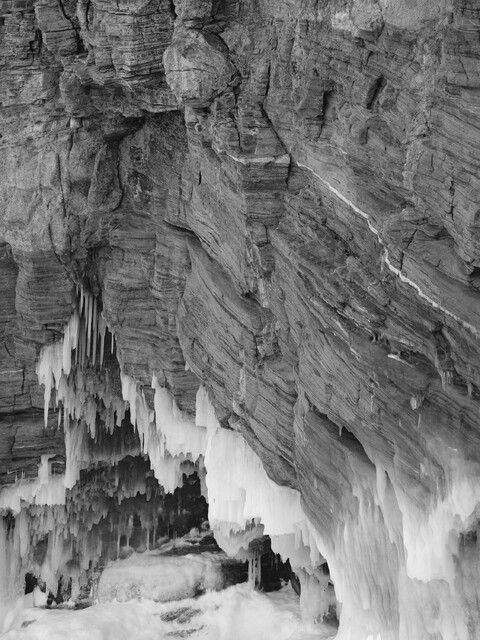 stone - © Maud Rémy-Lonvis