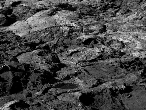 stone - © Maud Rémy-Lonvis