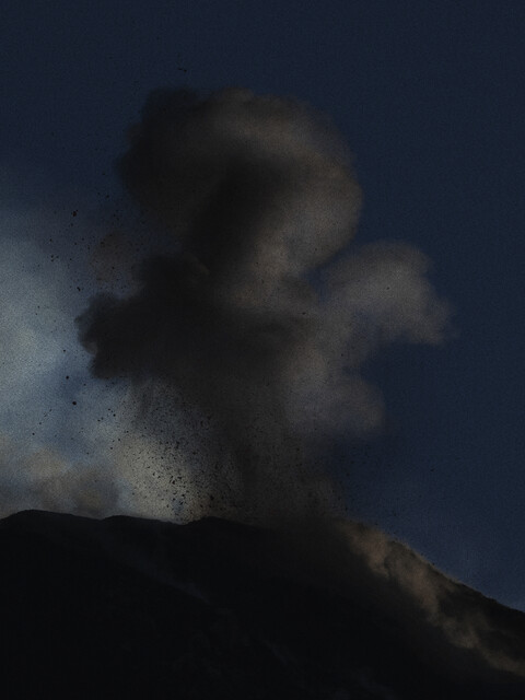 volcano - © Maud Rémy-Lonvis
