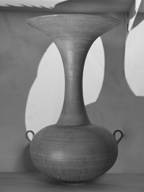 dans l&#8217;atelier de han chiao with bureau kayser - © Maud Rémy-Lonvis