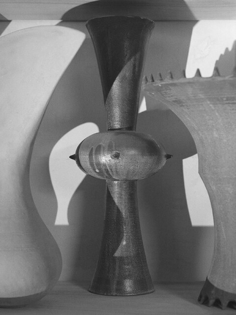 dans l&#8217;atelier de han chiao with bureau kayser - © Maud Rémy-Lonvis